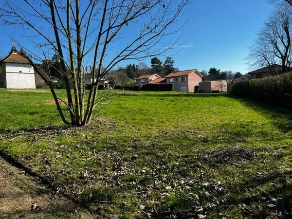 Terrain 453 m²