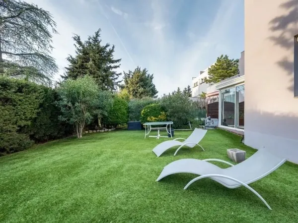 appartement T3 rez de jardin à Marignane