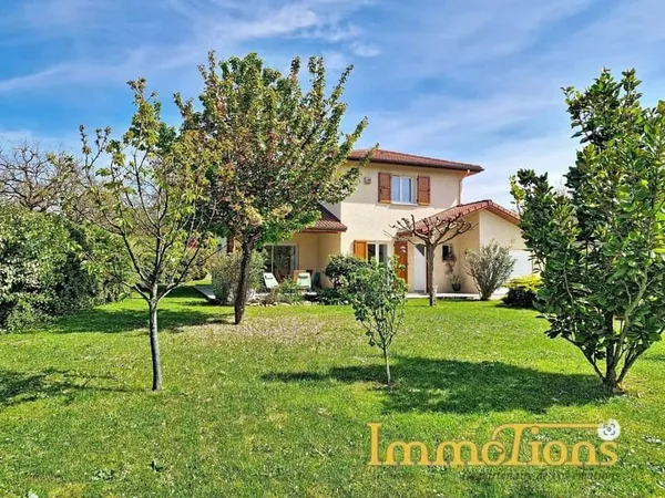 Maison de plain-pied 5 pièces 110 m²