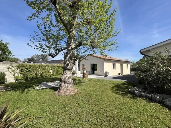 Maison de plain-pied 2 pièces 60 m²