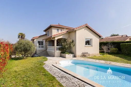 Villa 7 pièces 135 m²