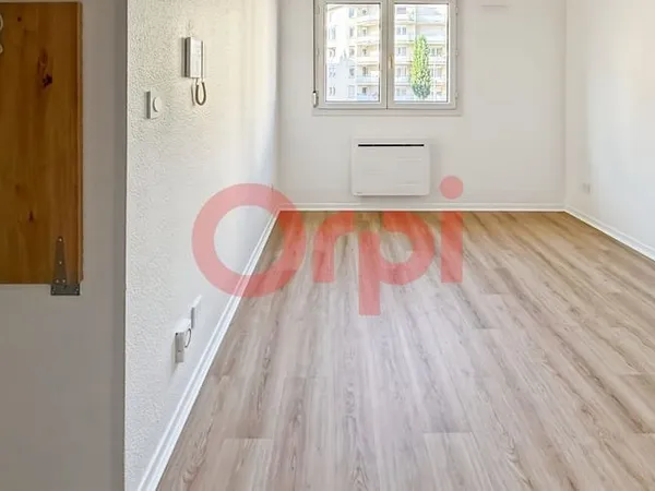 Studio 1 pièce 20 m²