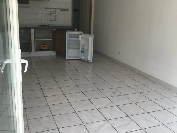 Appartement Location Aix-en-Provence 1p 20m² 570€