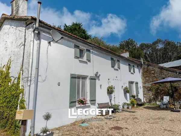 Maison 7 pièce(s), LA FORÊT-SUR-SÈVRE