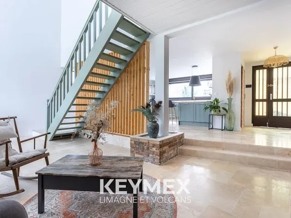 Maison 6 pièces 200 m²