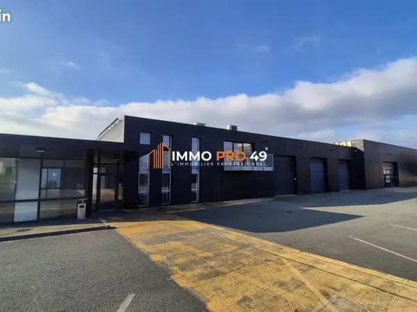 Local 1071 m² Les Sables-d'Olonne