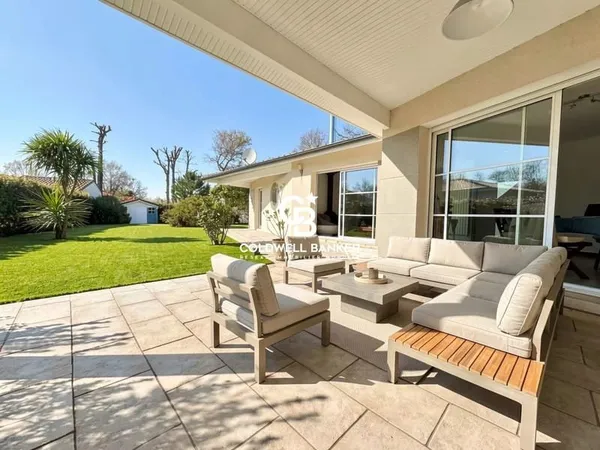 Exclusivité : Andernos, Secteur recherché - Villa de plain pied - 5 chambres - garage