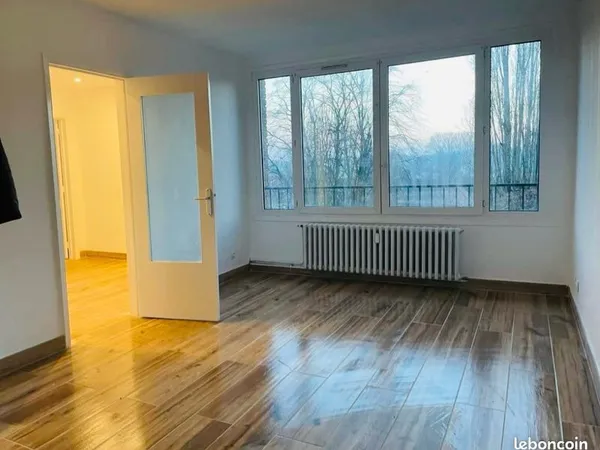 🏡 À louer - Bel appartement rénové (2024) - Résidence calme