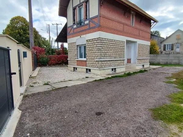 Maison 4 pièces 93 m²