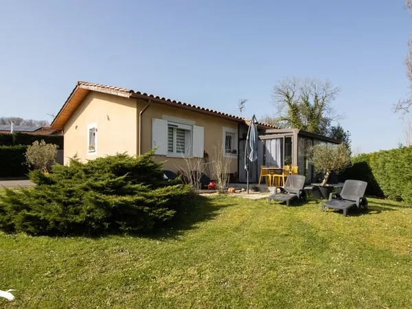 Contemporaine de 4 pièces principales