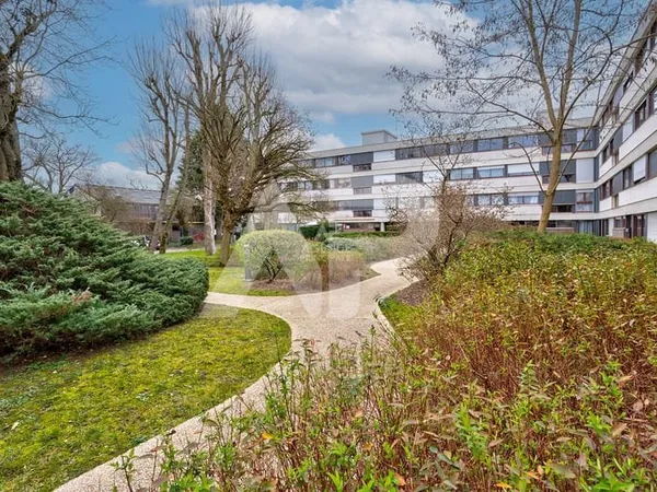 SEVRES RIVE GAUCHE - APPARTEMENT FAMILIAL