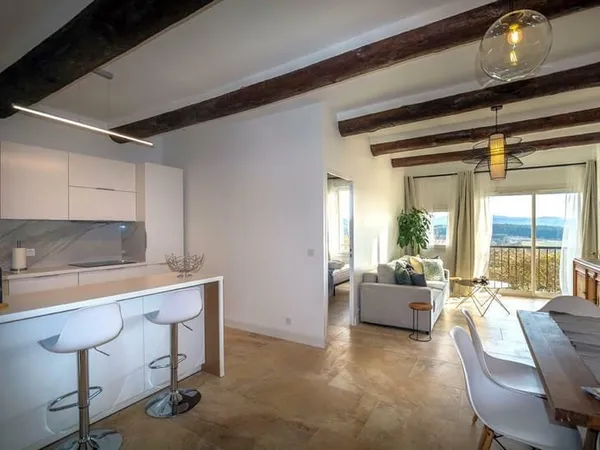 Appartement Type 3 rénové avec magnifique vue