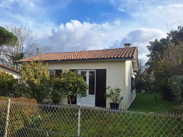 MAISON A LACANAU - 76 m2 + studio de 23 m2
