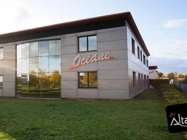 Bureau 211 m²