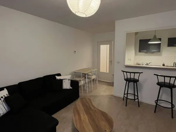 Studio 1 pièce 29 m²