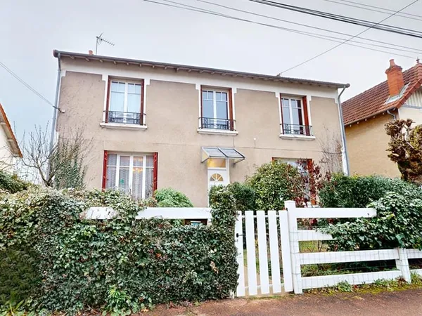 Maison Nevers 9 pièce(s) 223 m2
