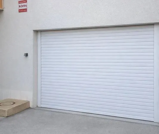 Gd garage box fermé sécurisé + cellier + mezzanine, 17m²