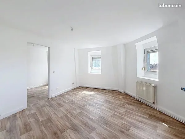 Appartement 6 pièces 85 m²