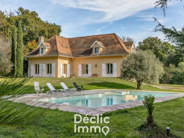 Maison Vente Latresne 6p 210m² 795000€