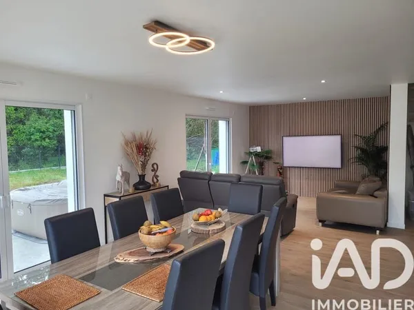 Maison 5 pièces 158 m²