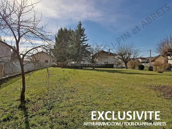 Terrain 629 m²