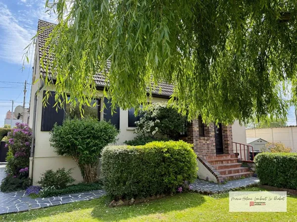 À VENDRE LE HAVRE PLACE DE BLÉVILLE - VIE DE PLAIN-PIED - Maison Le Havre 7 pièce(s) 105 m2