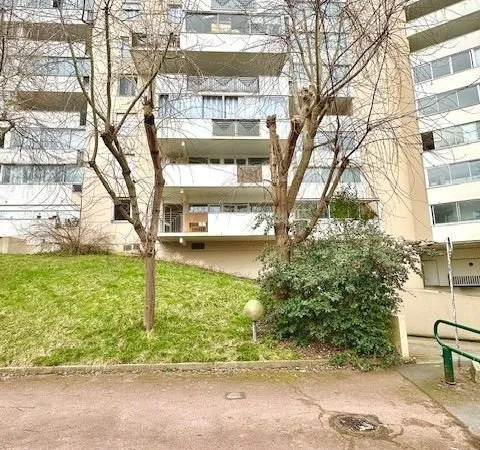 Studio 1 pièce 19 m²