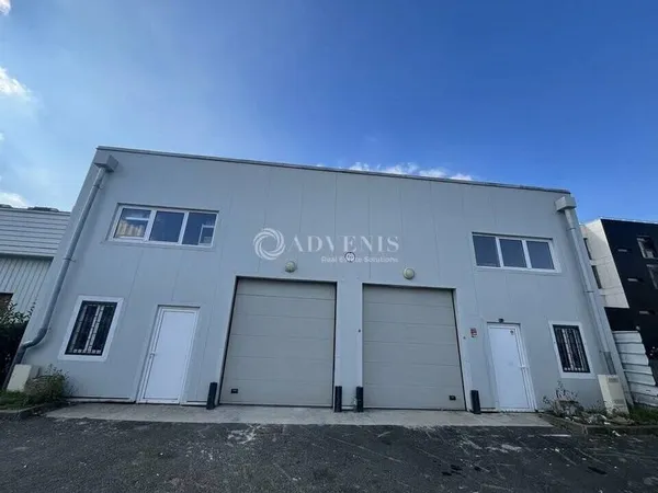 Local d'activité 226 m²