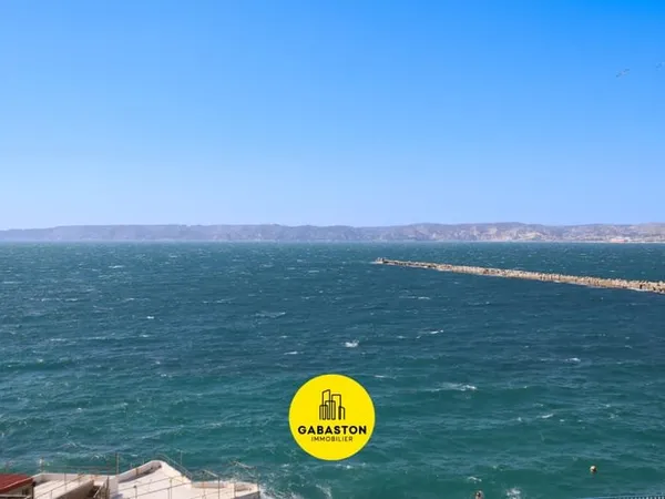 Hublot I Appartement I Vue mer I 7ème, Marseille