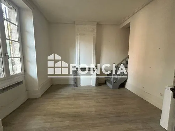 Local commercial 1 pièce 27 m²
