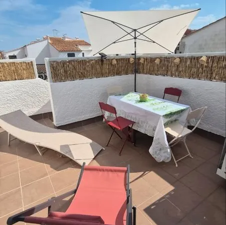 Vente appartement Port Leucate 28 m2 avec grande terrasse accès direct plage