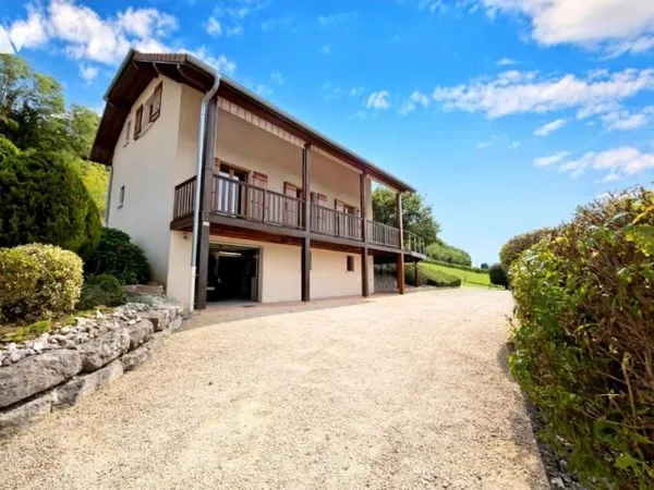 Maison 6 pièces 124 m²