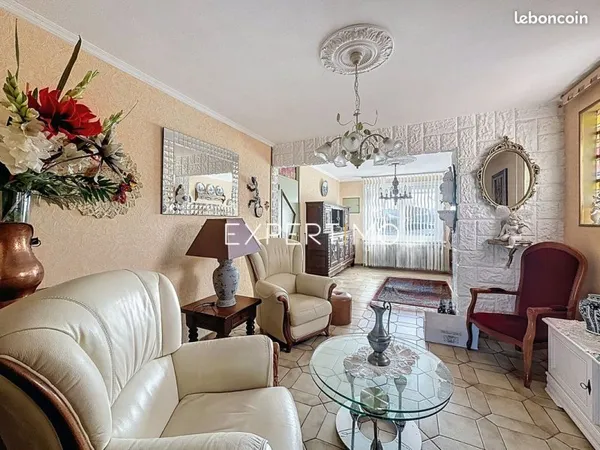 Propriété 4 pièces 90 m²