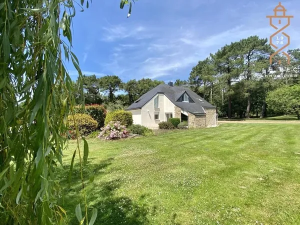 Maison 11 pièces 250 m²