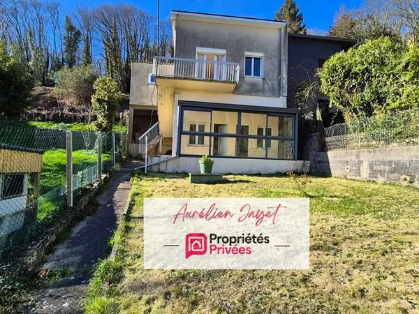 Maison à rénover avec vue dégagée