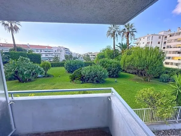 STUDIO 25m² PROCHE MAIRIE DU CANNET