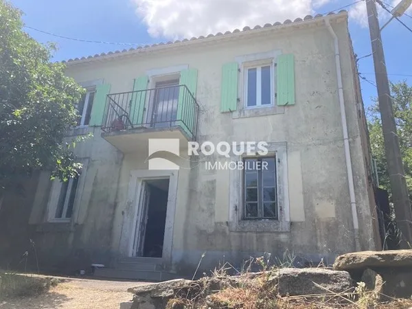 A Vendre, maison avec jardin située sur la commune de Castan