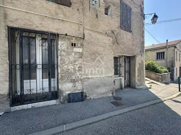 INVESTISSEMENT - APPARTEMENT T2 À RÉNOVER