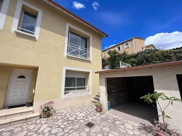 Maison de ville 3 pièces 105 m²