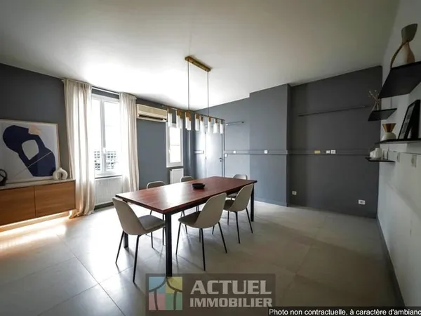 A vendre à Montpellier, grand appartement de 160 m2