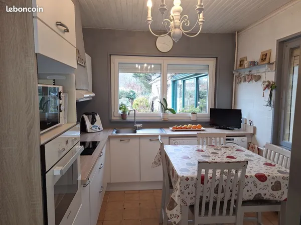 Maison 132 m2 7pièces + dépendances