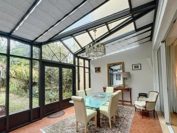 Appartement 5 pièces 181 m²