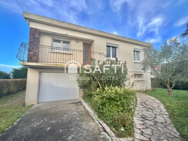 Maison 3 chambres avec sous-sol et 2 garages