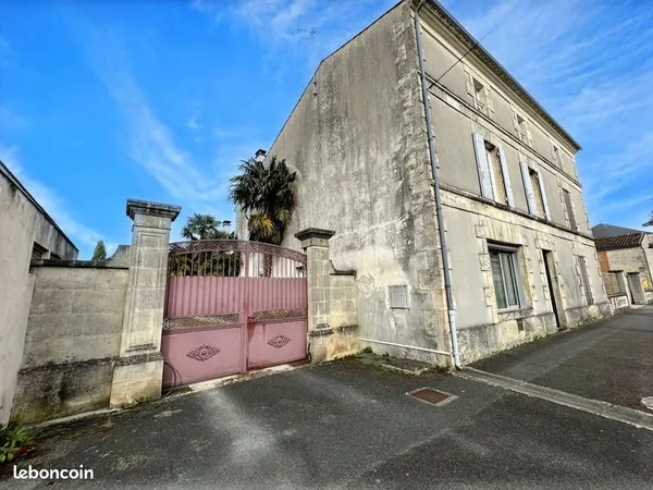 Maison de ville 6 pièces 160 m²