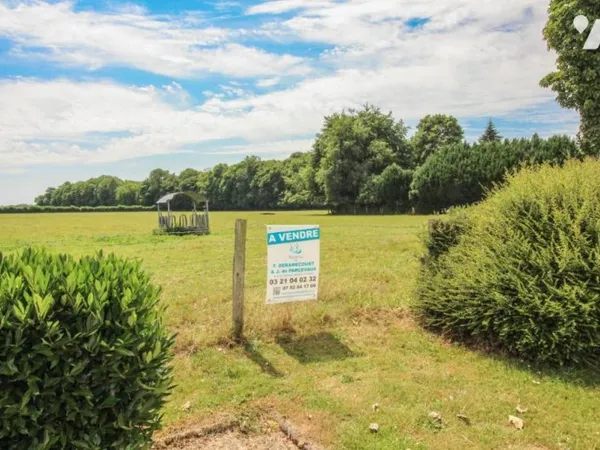 Terrain 1200 m²