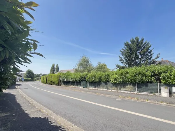 Terrain 1047 m²