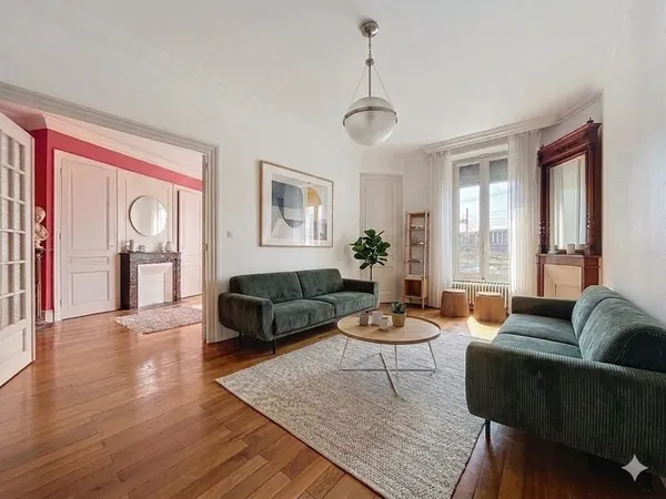 T4 - 104€m2 - Lyon 7 - Avenue Berthelot - Division possible