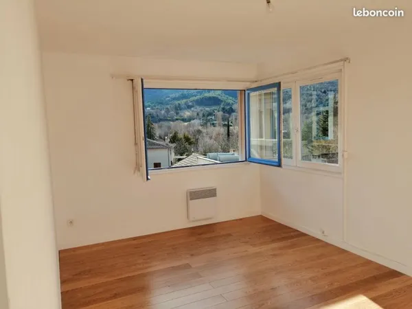 DUPLEX a louer sur DIEULEFIT