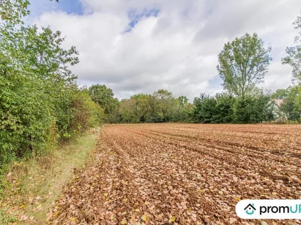 Terrain constructible de 5 070 m²