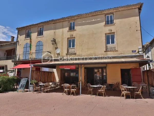 Fonds de commerce 2 pièces 366 m²